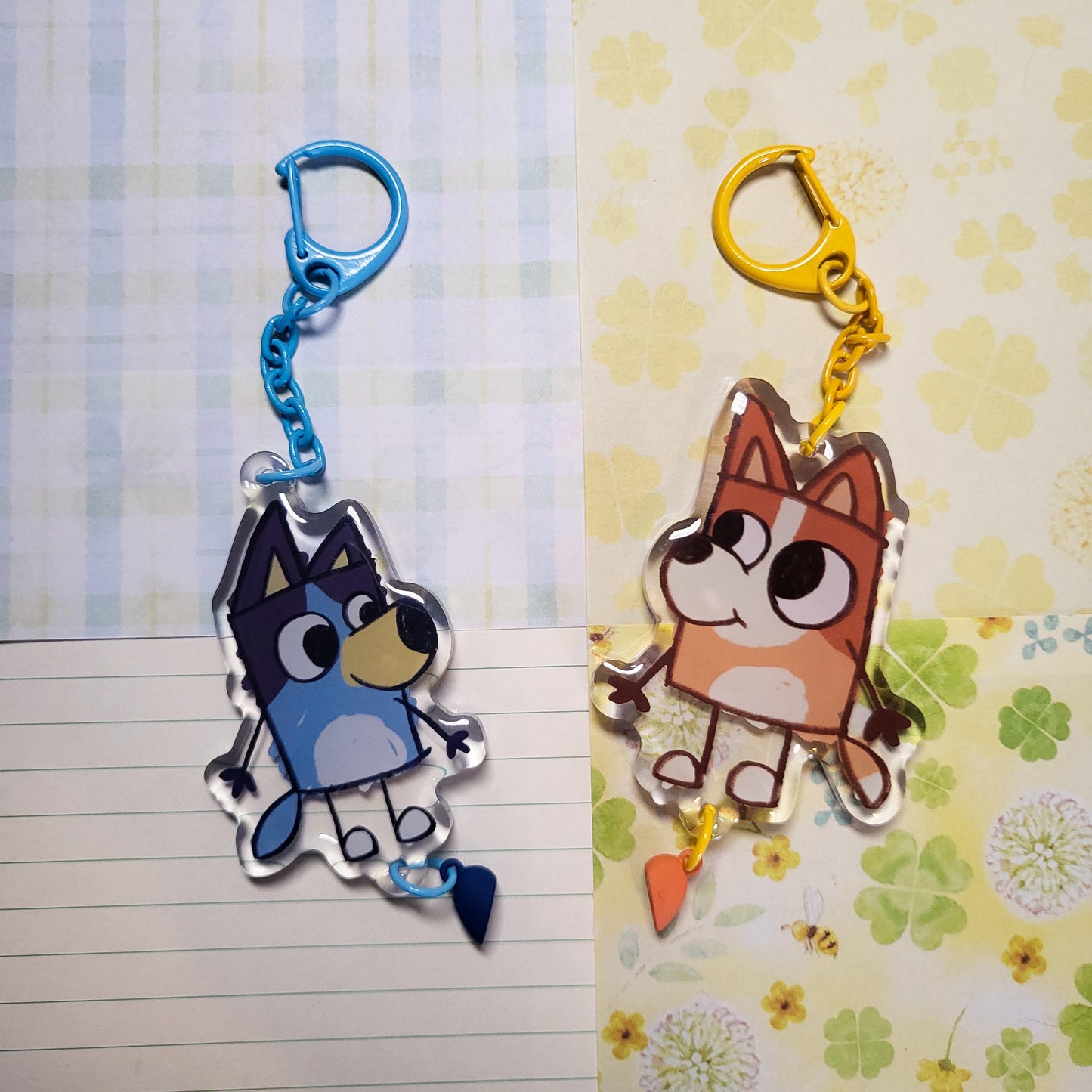 Doodle Blue Heeler sisters family cartoon keychains || 2.5" acrylic linked heart magnet keychains